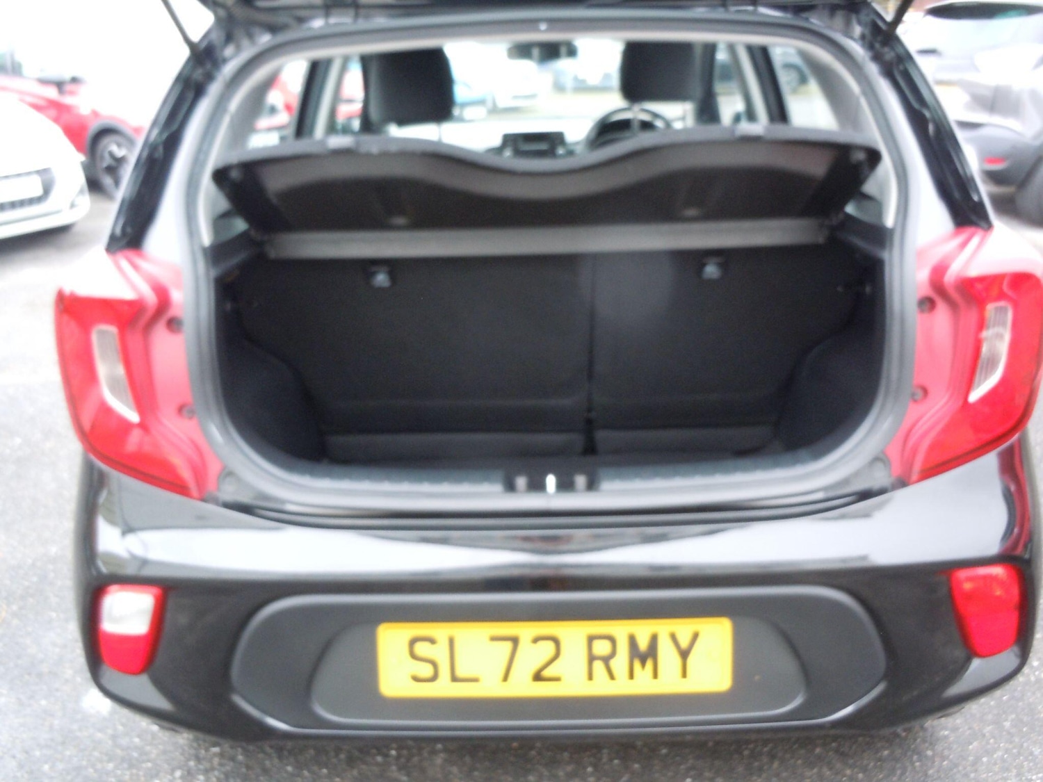 Used Kia Picanto 2022 for sale - 76432301: Photo 21