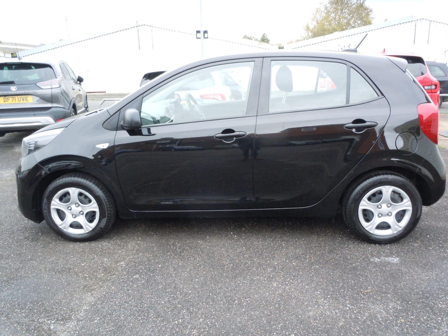 Used Kia Picanto 2022 for sale - 76432301: Photo 5