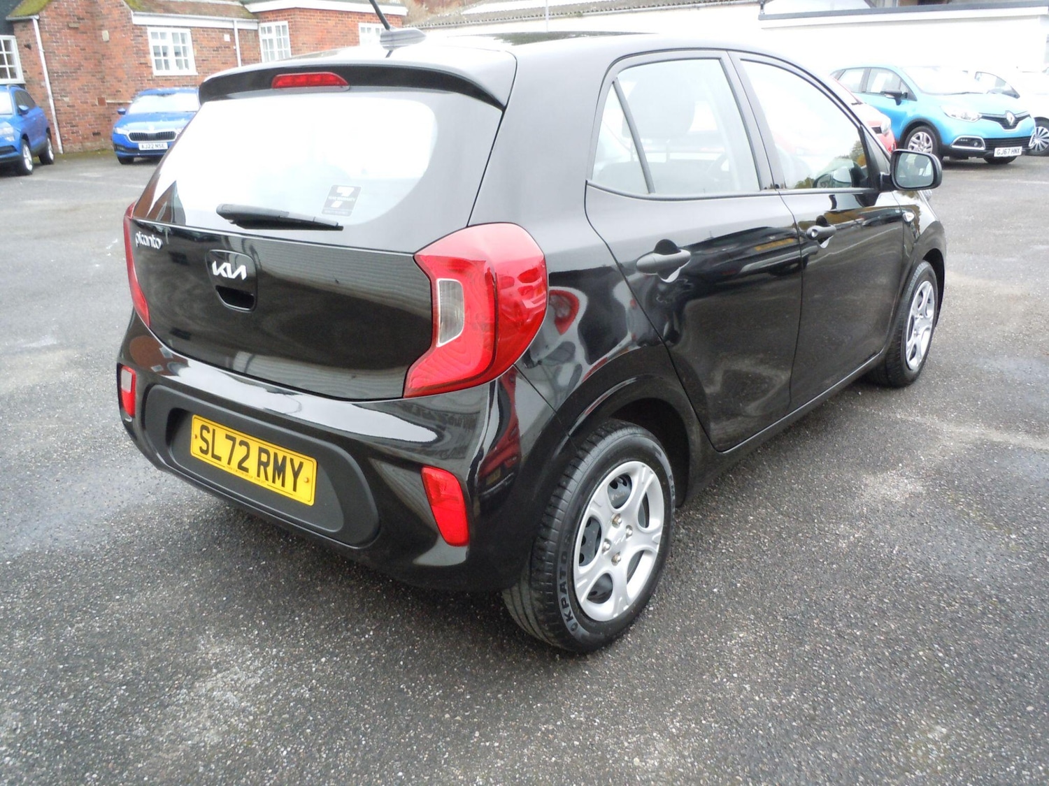Used Kia Picanto 2022 for sale - 76432301: Photo 8