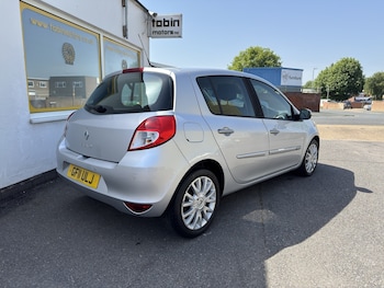 Used Renault Clio 2011 for sale - 78986985: Photo