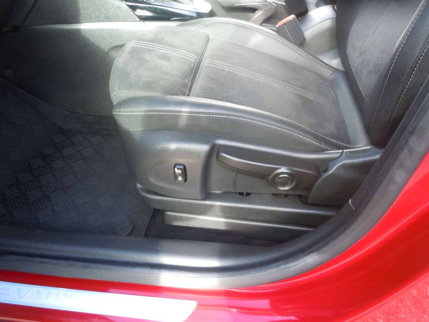 Used Vauxhall Crossland 2022 for sale - 76456738: Photo 30