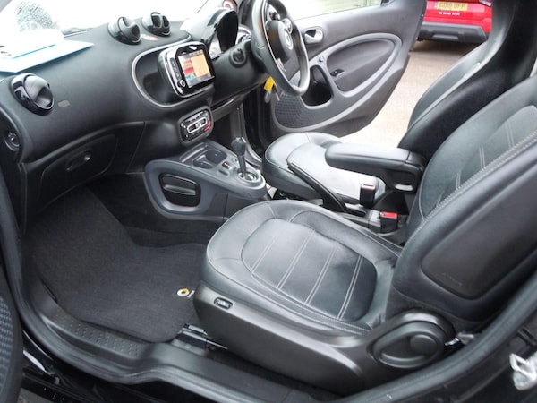 Used smart fortwo 2016 for sale - 76167255: Photo 15