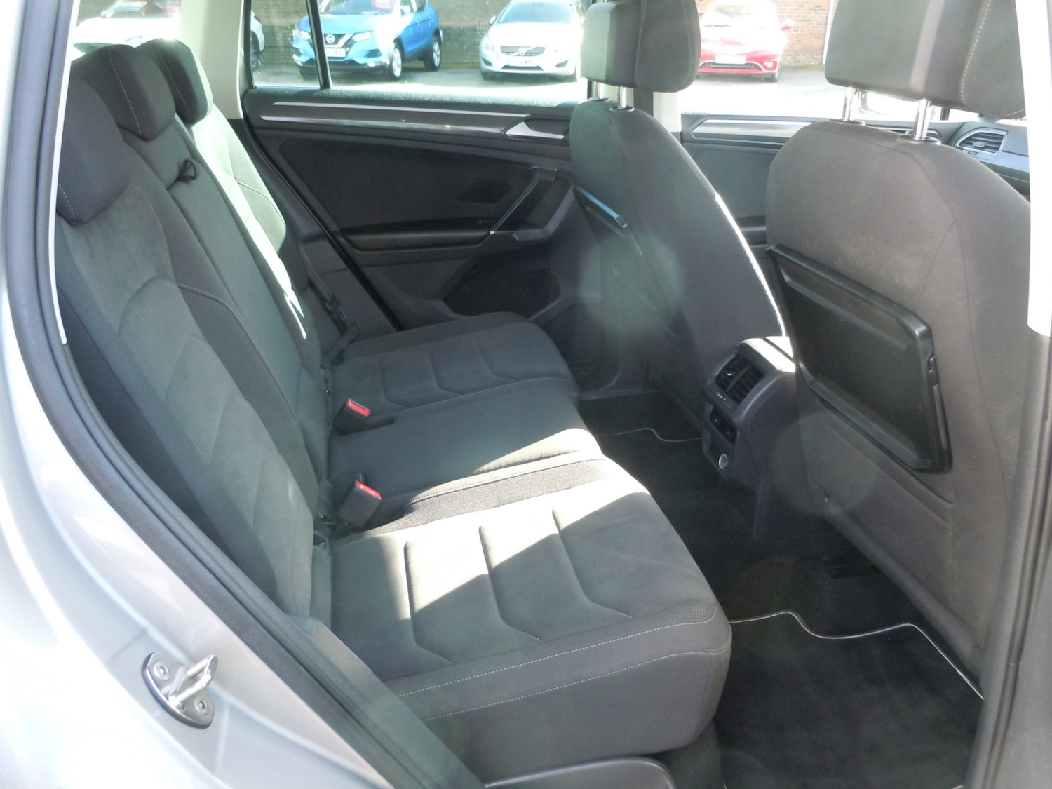 Used Volkswagen Tiguan 2017 for sale - 77881113: Photo 20