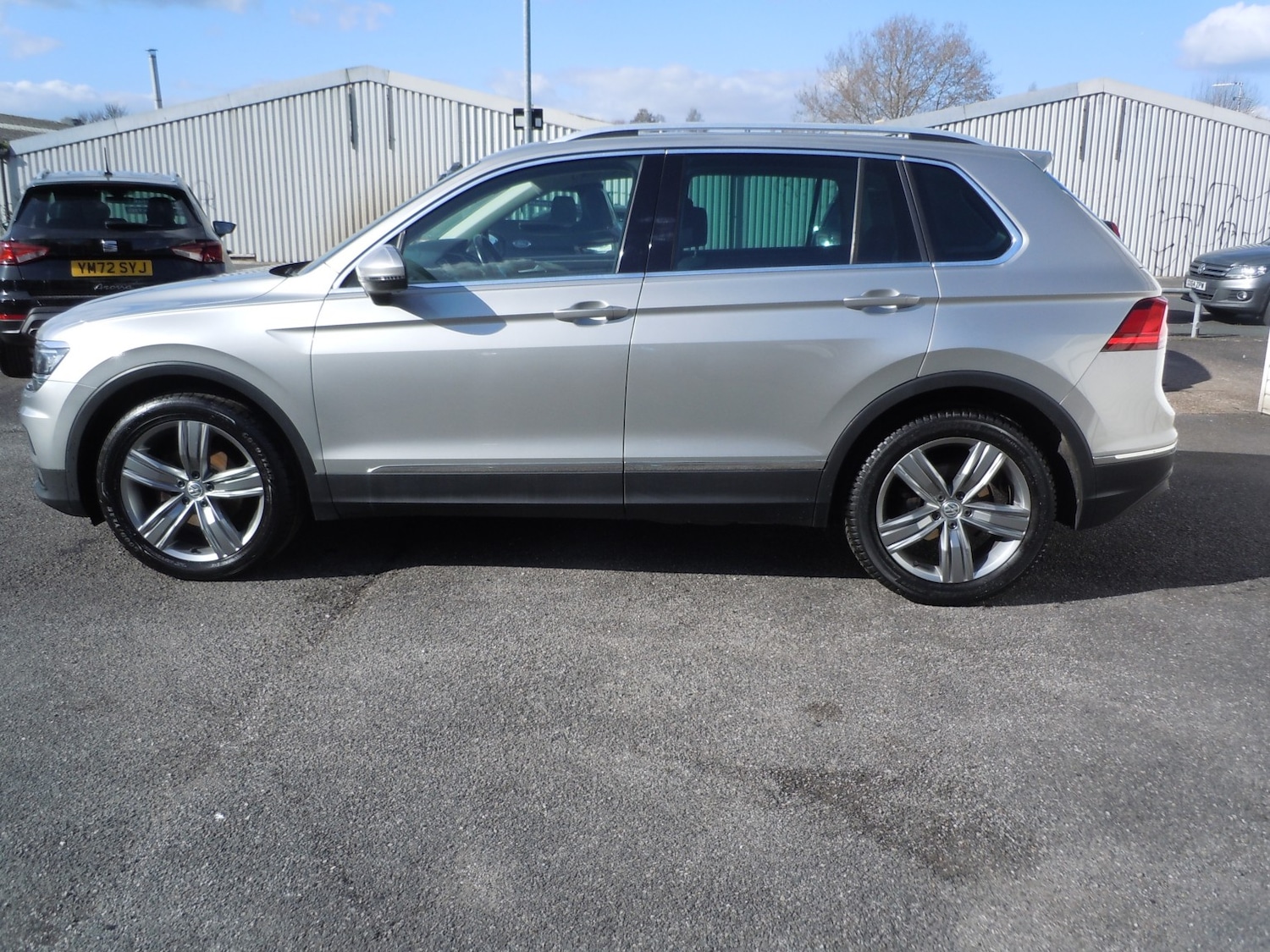 Used Volkswagen Tiguan 2017 for sale - 77881113: Photo 8