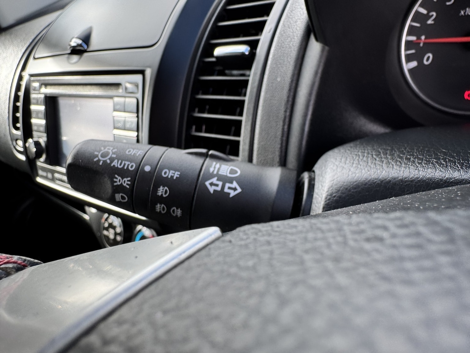 Used Nissan Note 2012 for sale - 77973730: Photo 25