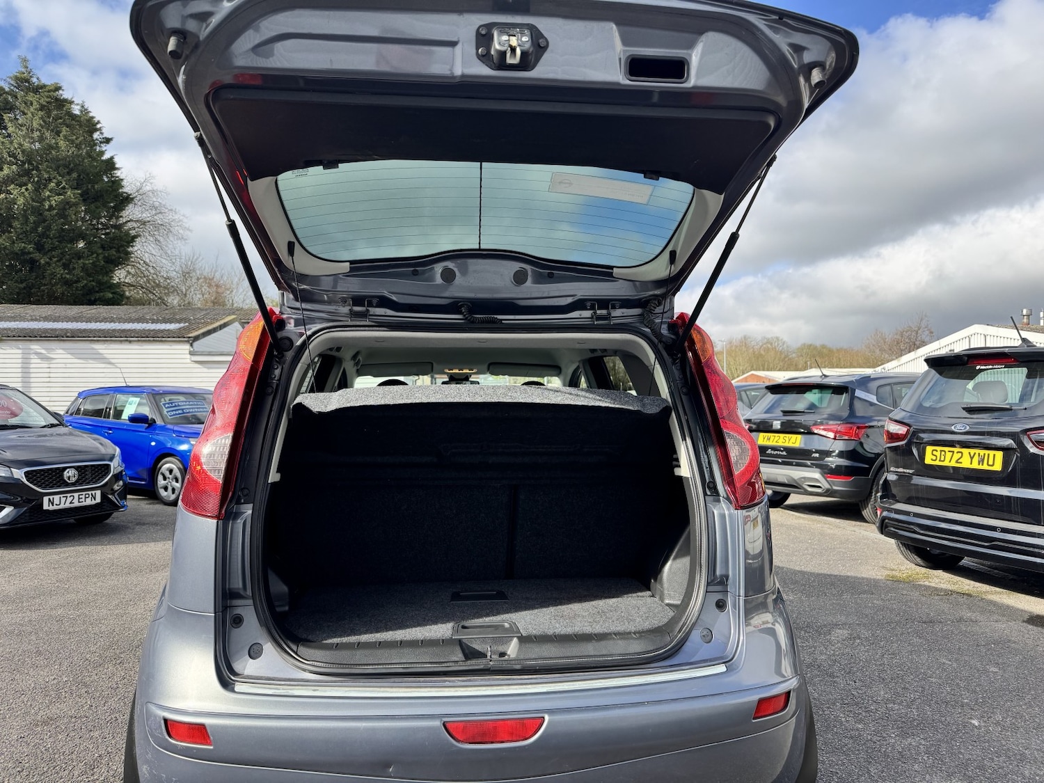 Used Nissan Note 2012 for sale - 77973730: Photo 5