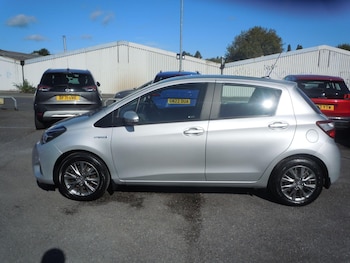 Used Toyota Yaris 2017 for sale - 75741826: Photo