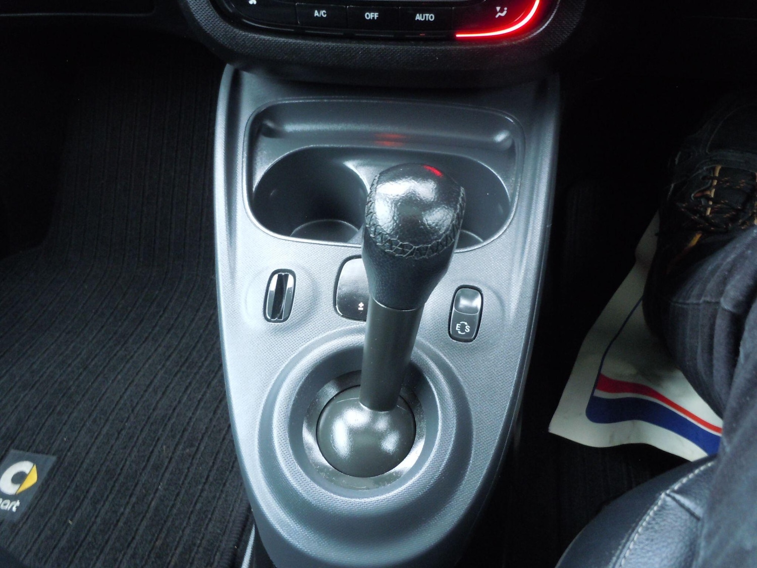 Used smart fortwo 2016 for sale - 76561053: Photo 18