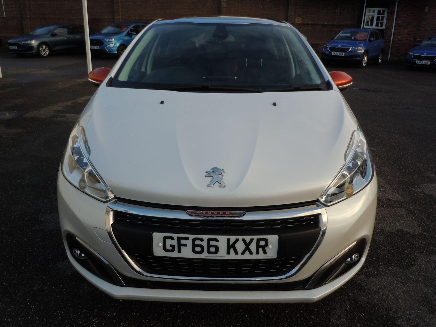 Used Peugeot 208 2016 for sale - 76336816: Photo 1