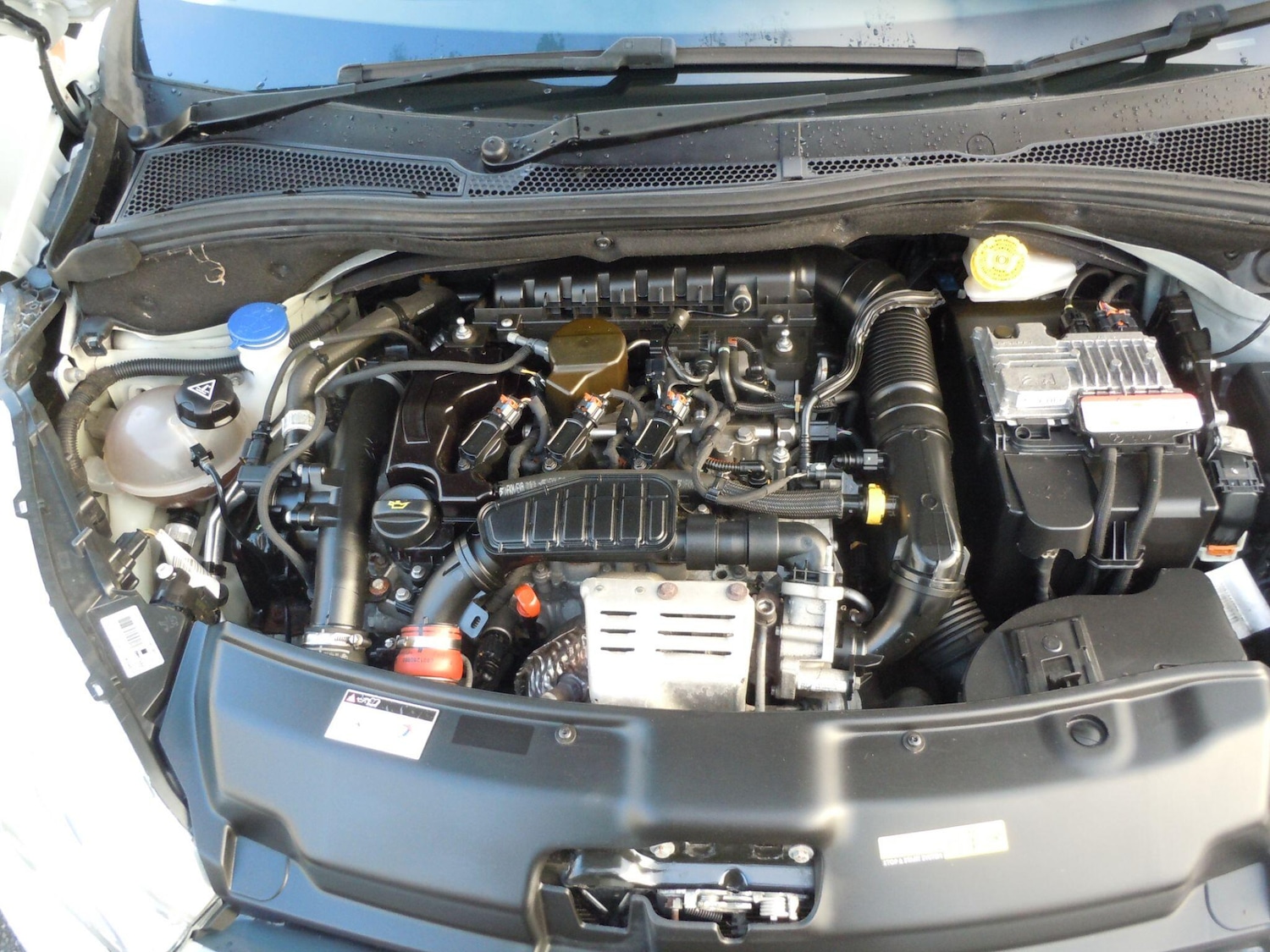 Used Peugeot 208 2016 for sale - 76336816: Photo 16