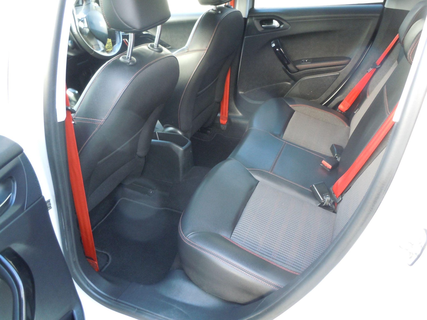 Used Peugeot 208 2016 for sale - 76336816: Photo 20