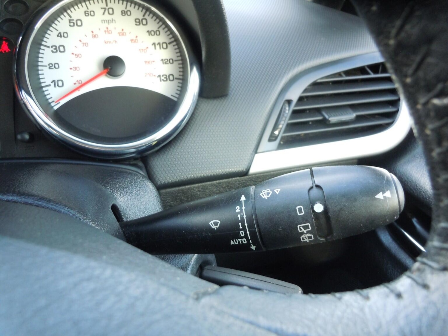 Used Peugeot 207 2010 for sale - 76522166: Photo 17