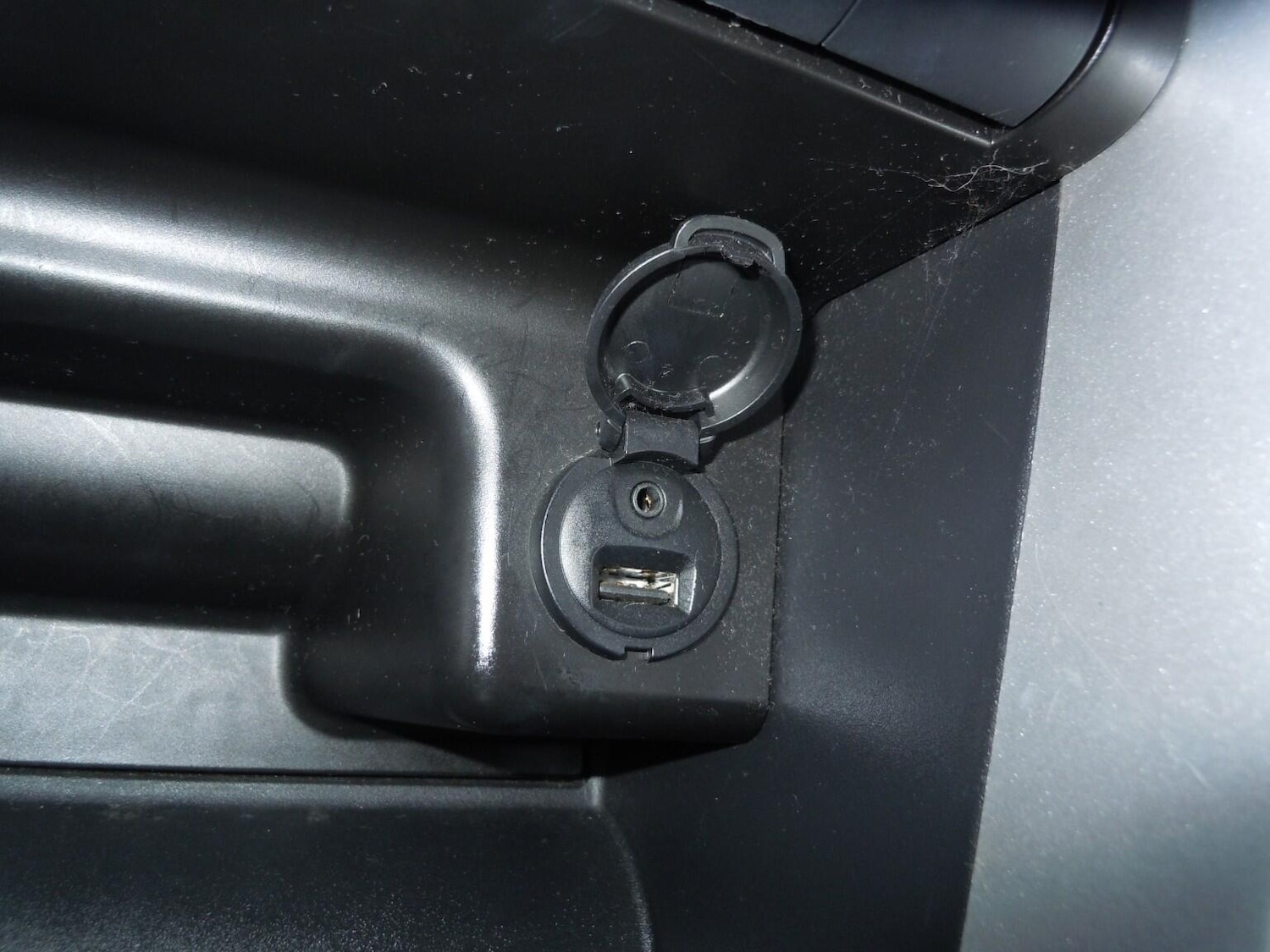 Used Peugeot 207 2010 for sale - 76522166: Photo 19