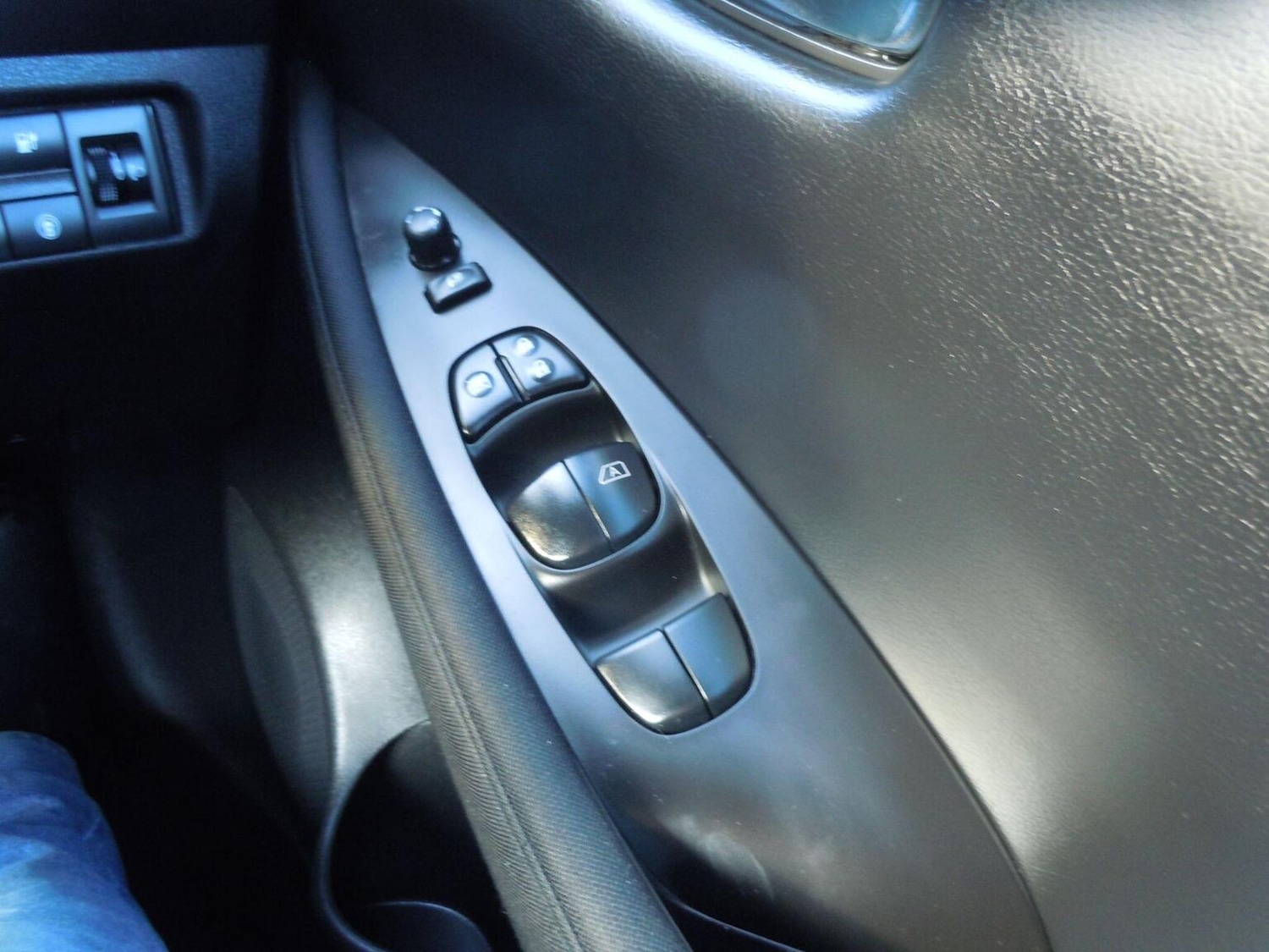 Used Nissan Leaf 2022 for sale - 76640063: Photo 11