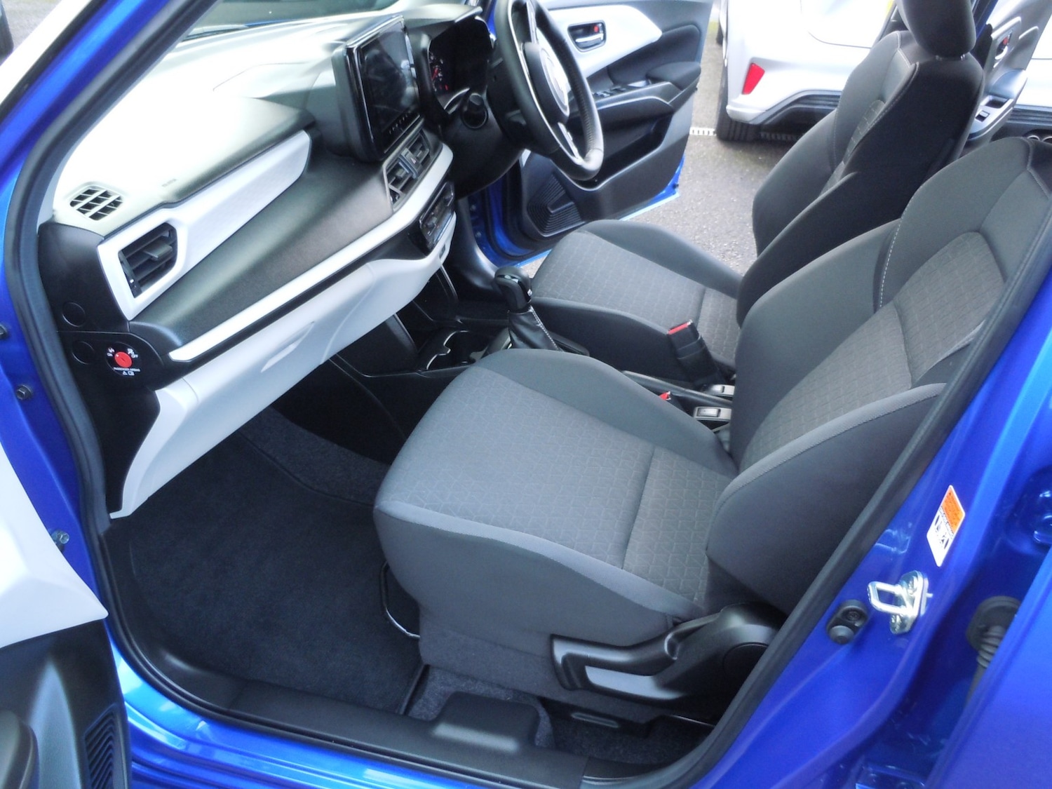 Used Suzuki Swift 2024 for sale - 77228215: Photo 17