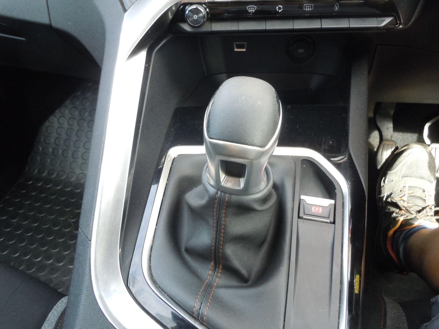 Used Peugeot 3008 2017 for sale - 76486800: Photo 5