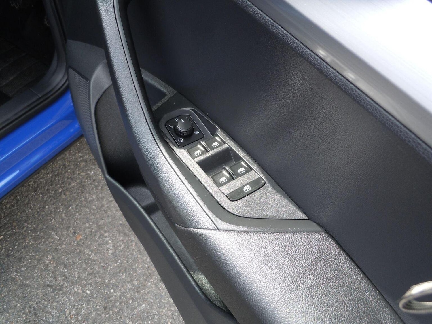 Used Skoda Karoq 2022 for sale - 76640068: Photo 11