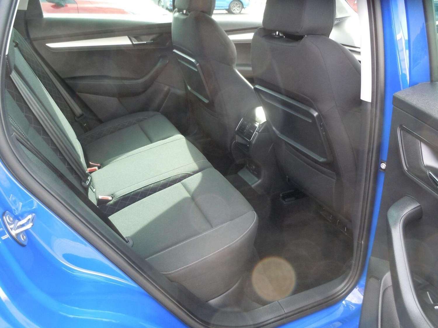 Used Skoda Karoq 2022 for sale - 76640068: Photo 8