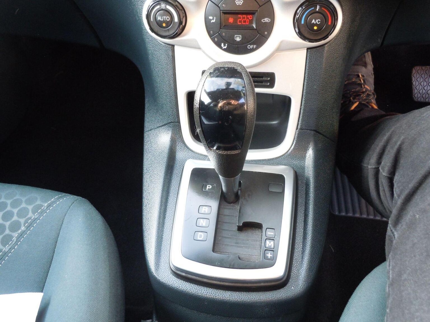 Used Ford Fiesta 2012 for sale - 76458118: Photo 6