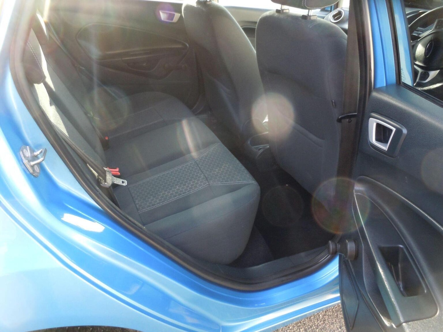 Used Ford Fiesta 2012 for sale - 76458118: Photo 9