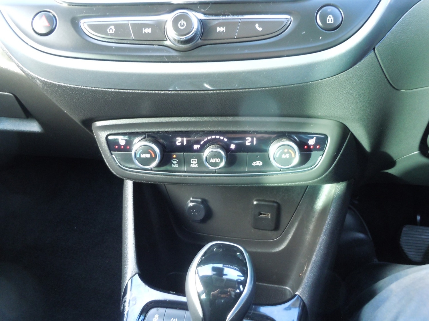 Used Vauxhall Crossland 2021 for sale - 76643461: Photo 9