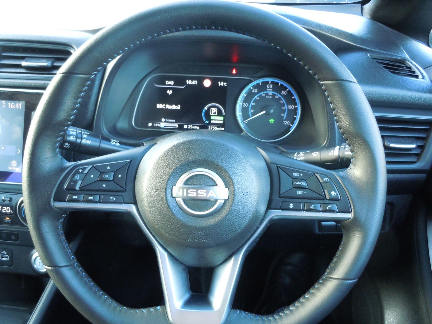 Used Nissan Leaf 2022 for sale - 76336646: Photo 24