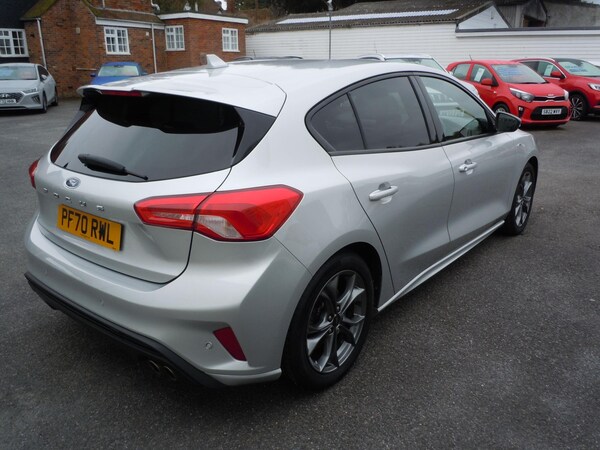 Used Ford Focus 2021 for sale - 76214942: Photo 4