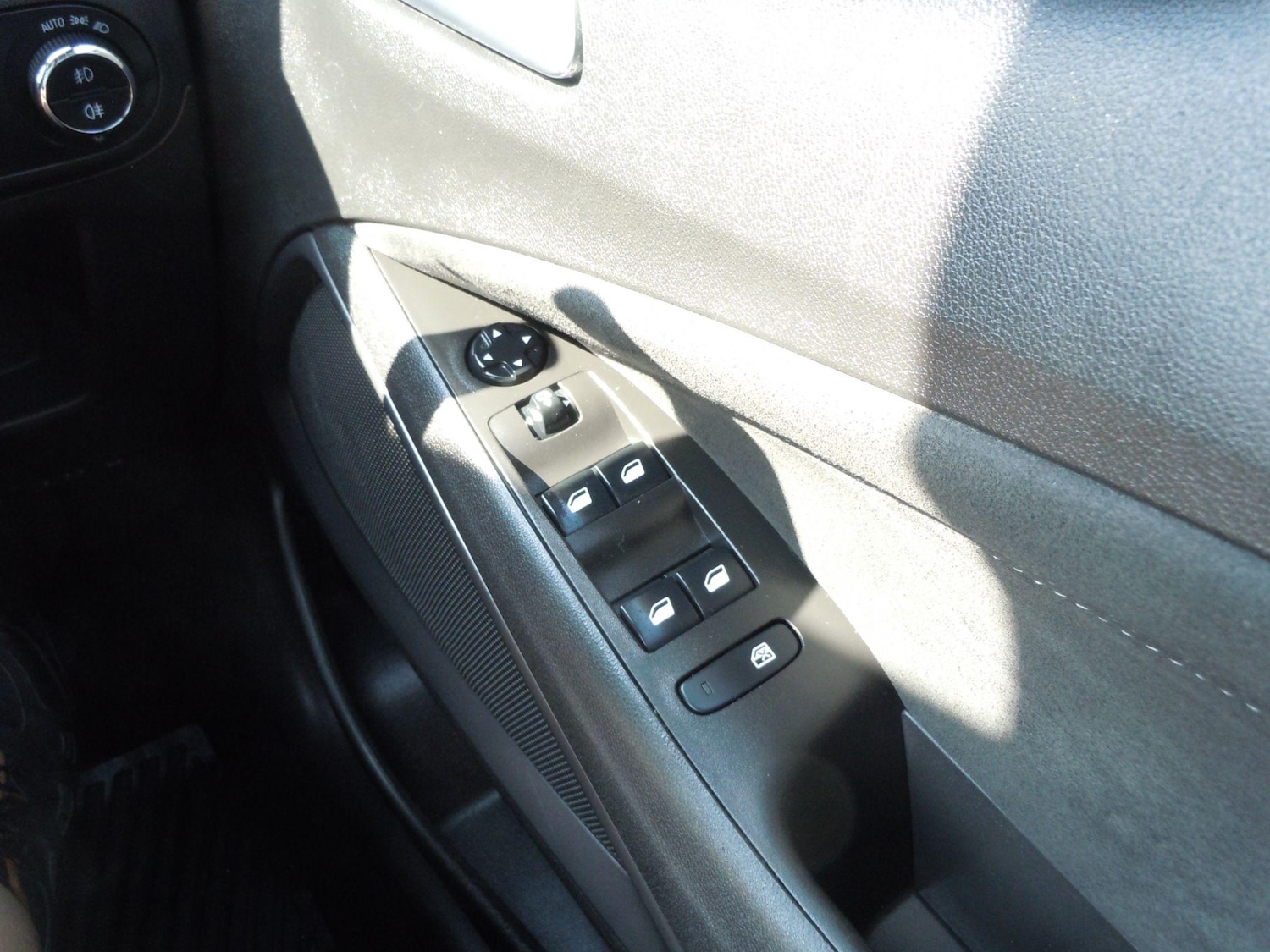 Used Vauxhall Crossland 2022 for sale - 76486801: Photo 12