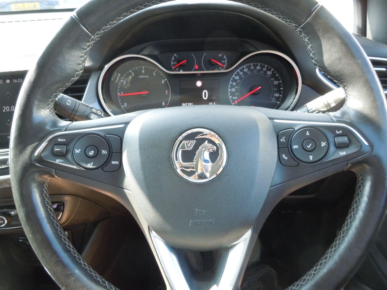 Used Vauxhall Crossland 2022 for sale - 76486801: Photo 21