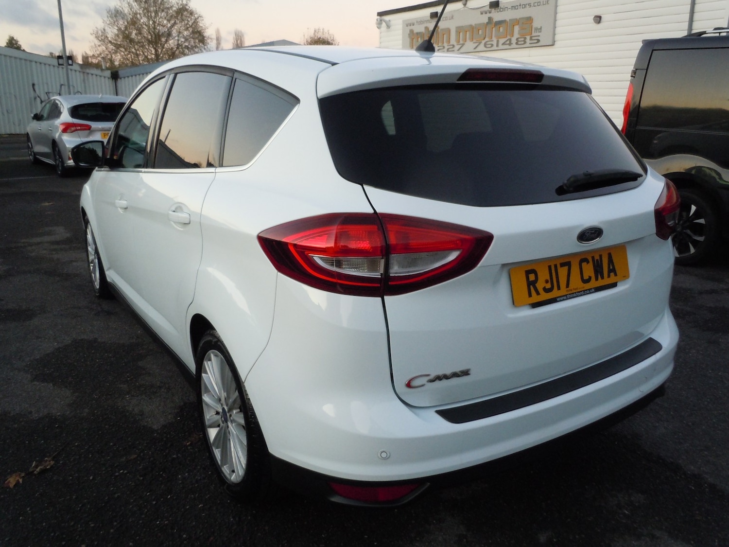 Used Ford C-Max 2017 for sale - 76699287: Photo 4