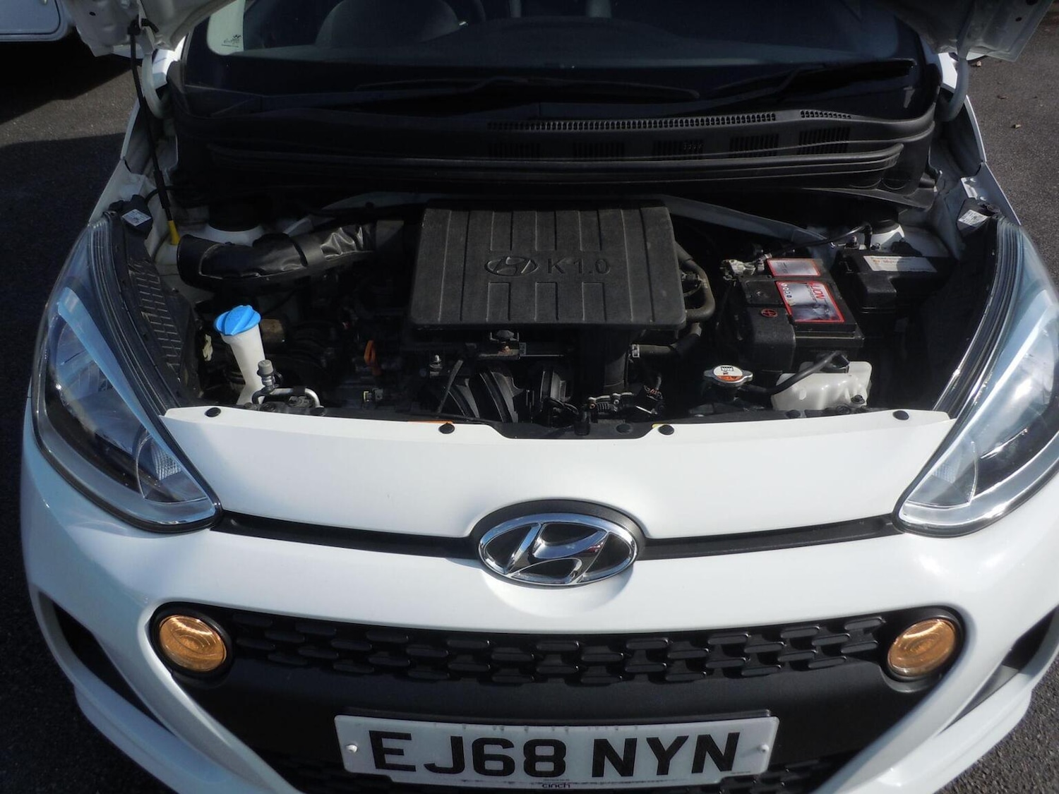 Used Hyundai i10 2018 for sale - 76640058: Photo 14