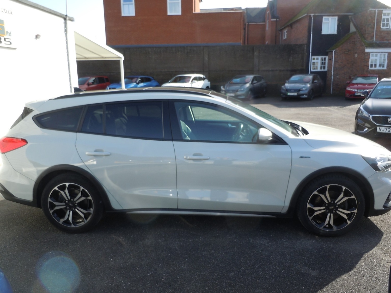 Used Ford Focus 2021 for sale - 77953910: Photo 3