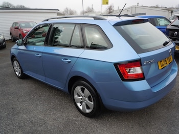 Used Skoda Fabia 2015 for sale - 77749929: Photo