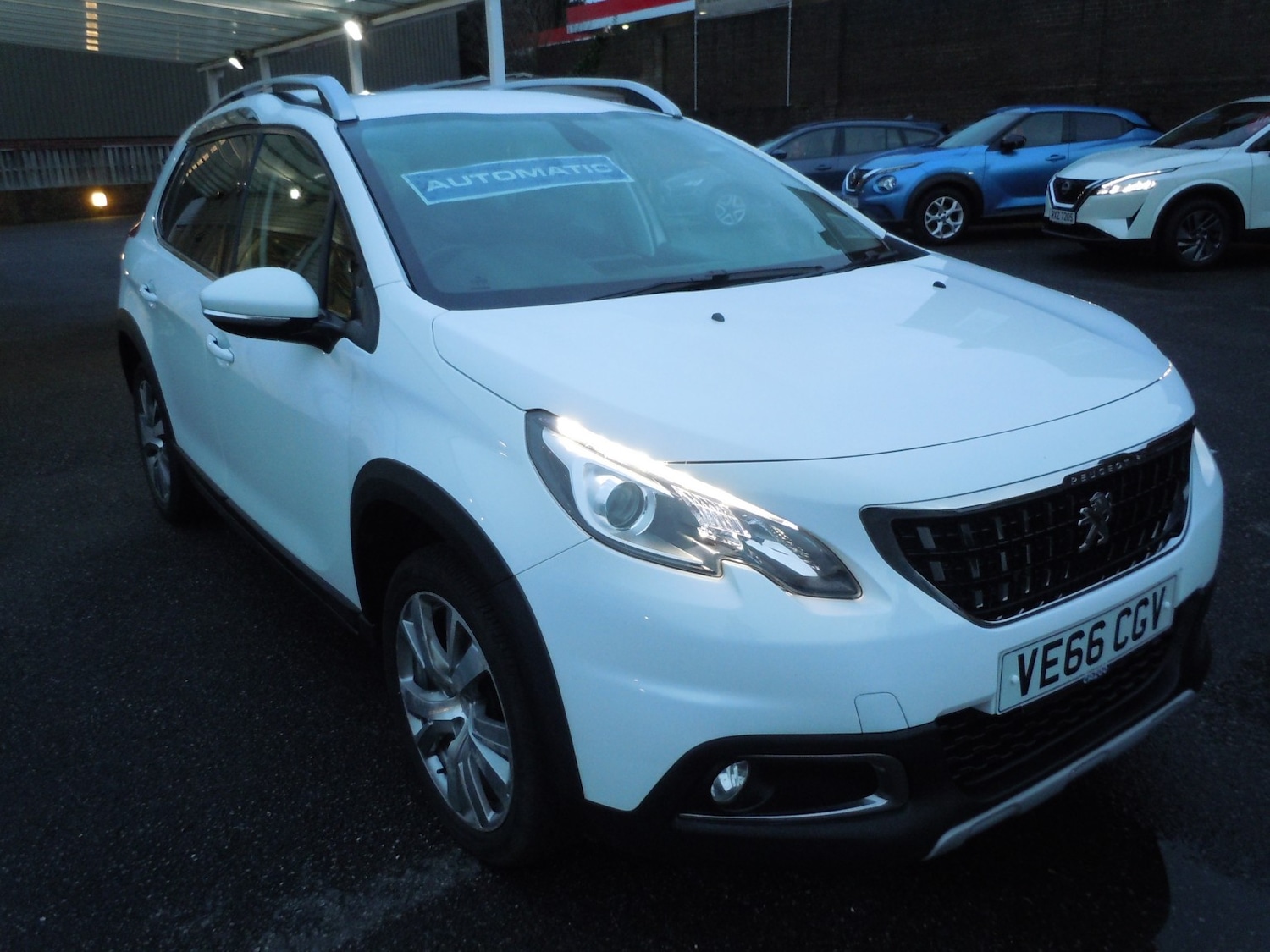 Used Peugeot 2008 2017 for sale - 77303612: Photo 2