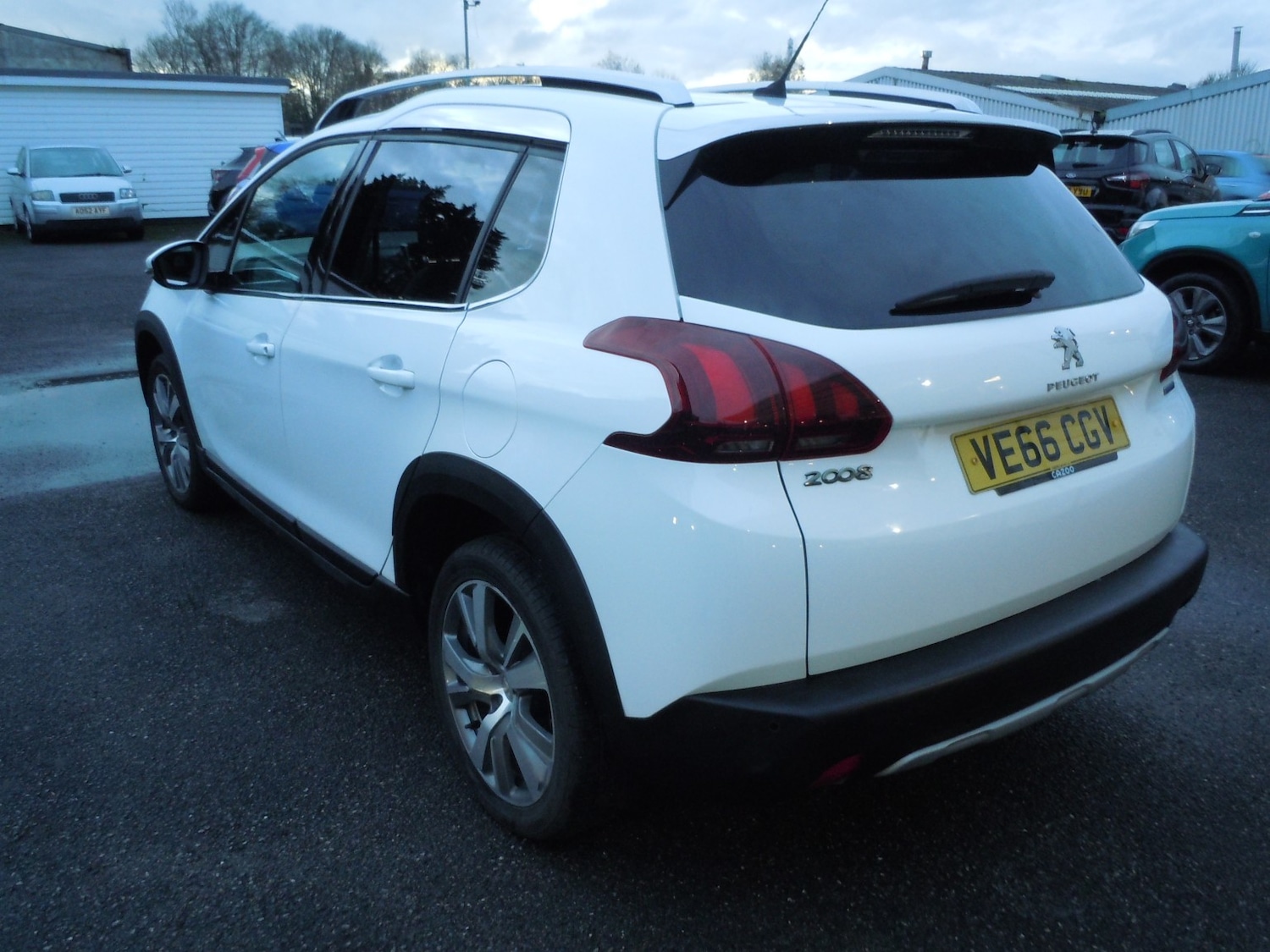 Used Peugeot 2008 2017 for sale - 77303612: Photo 4
