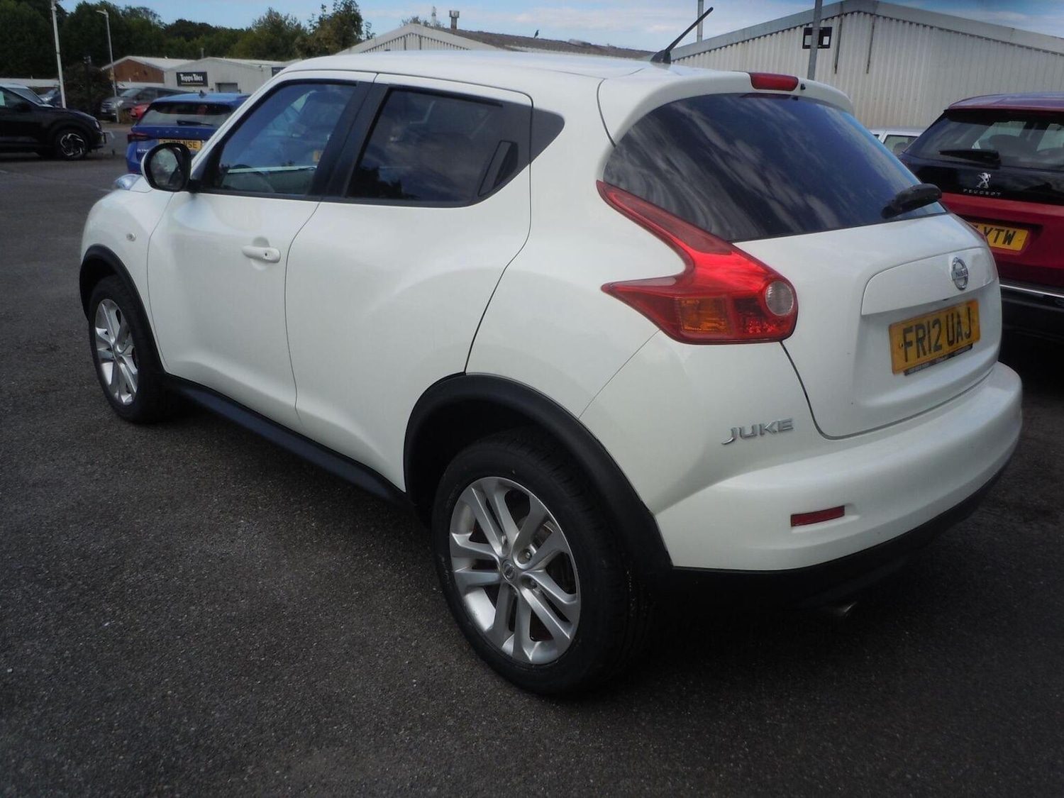Used Nissan Juke 2012 for sale - 76456947: Photo 4