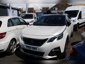 Used Peugeot 5008 2018 for sale - 79441298: Photo