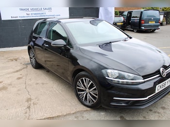 Used Volkswagen Golf 2018 for sale - 79316055: Photo