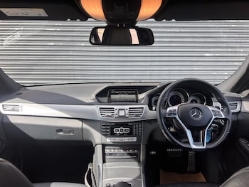 Used Mercedes-Benz E Class 2014 for sale - 79424075: Photo