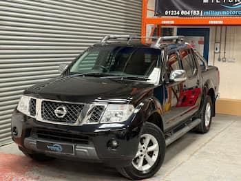Used Nissan Navara 2015 for sale - 79712544: Photo