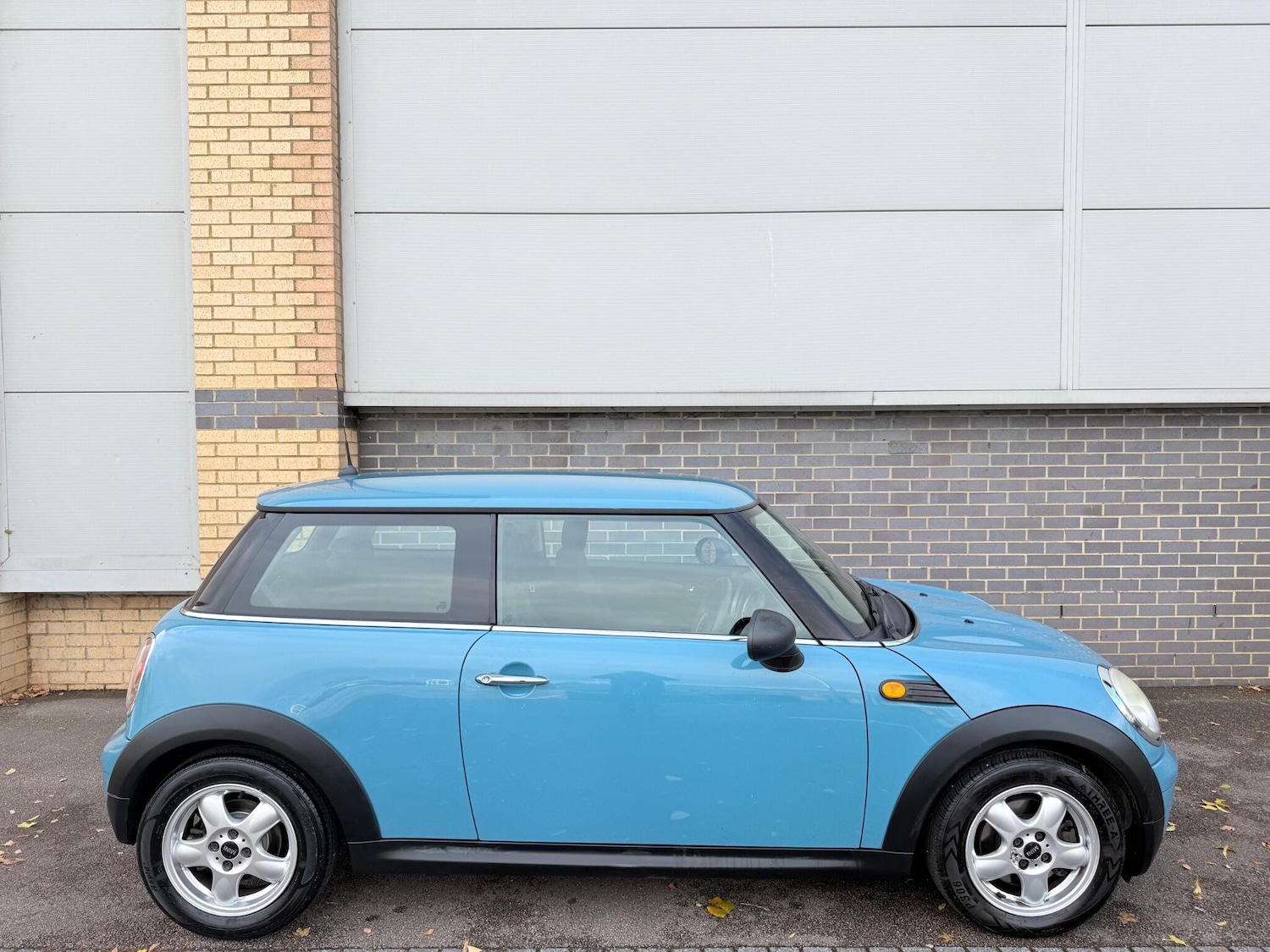 Used MINI Hatch 2009 for sale - 76370592: Photo 15