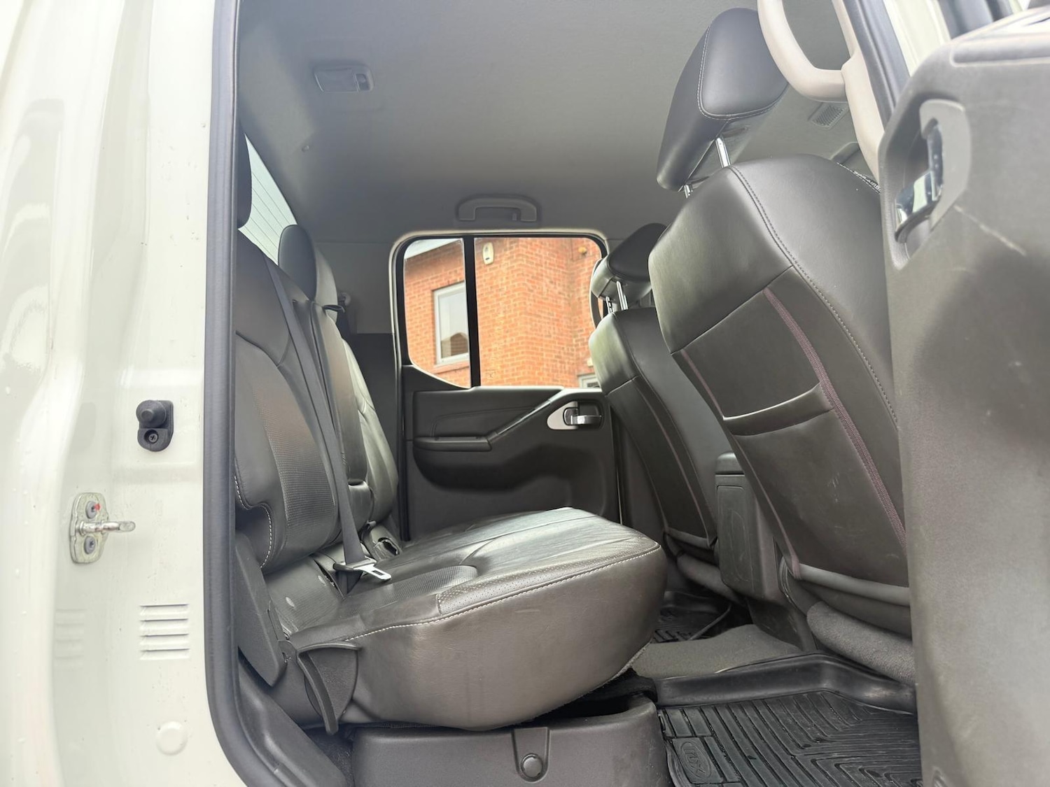 Used Nissan Navara 2012 for sale - 77695779: Photo 26