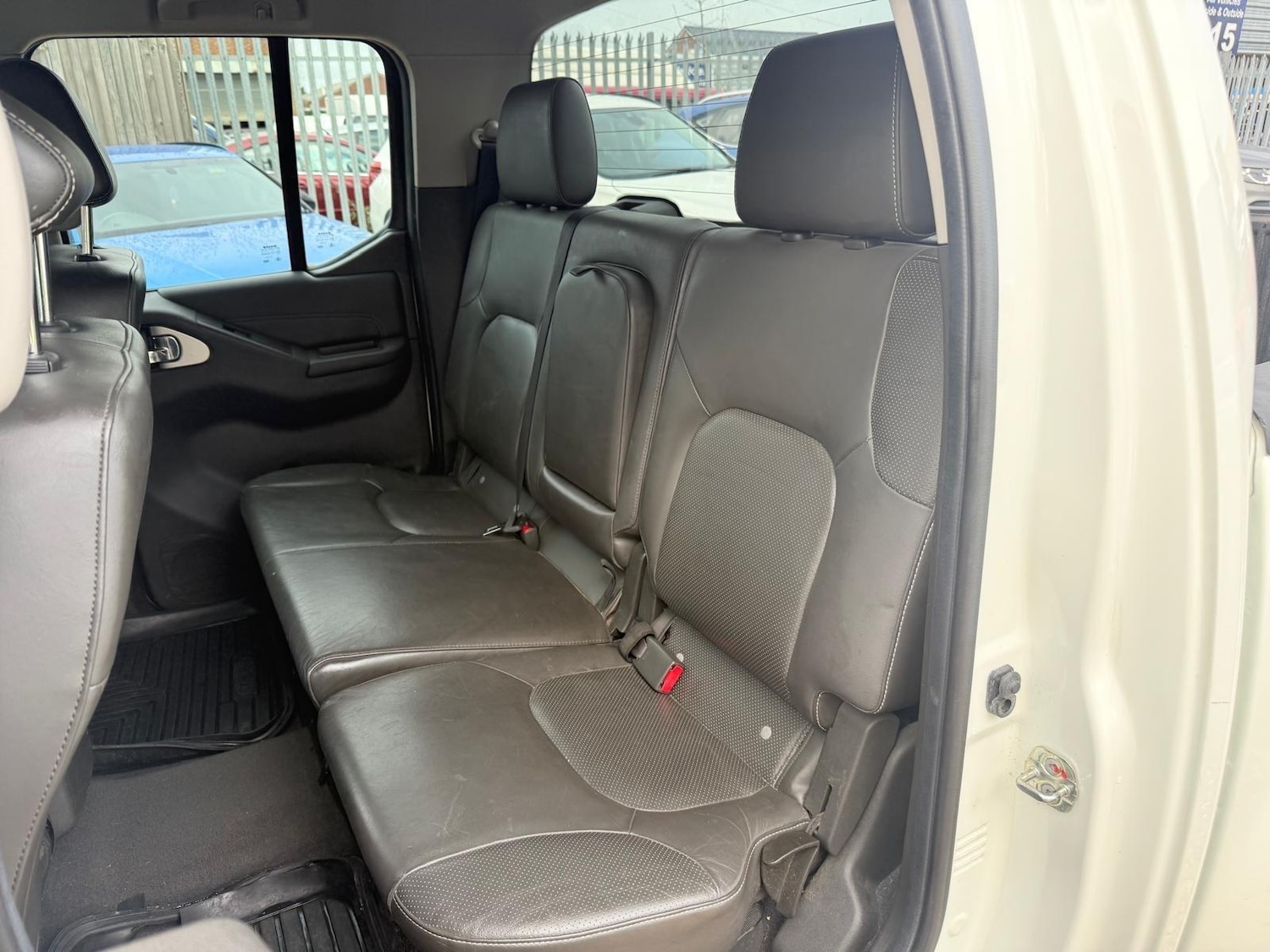 Used Nissan Navara 2012 for sale - 77695779: Photo 28