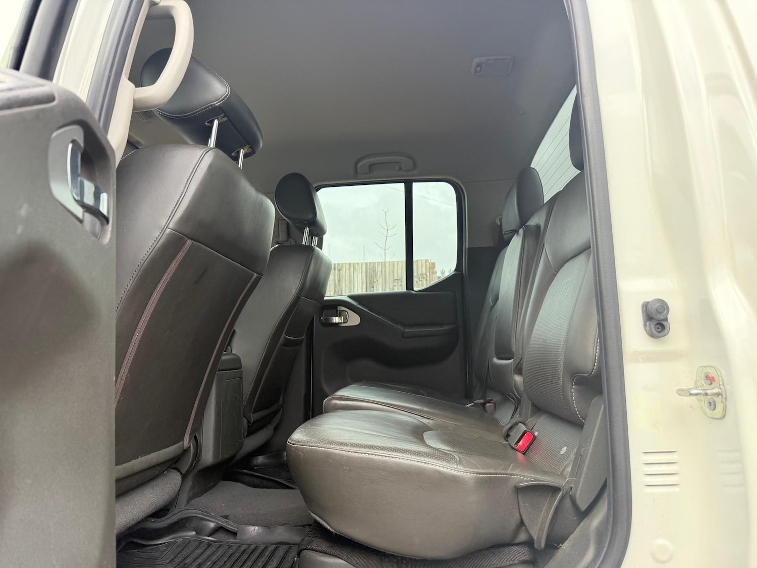 Used Nissan Navara 2012 for sale - 77695779: Photo 29