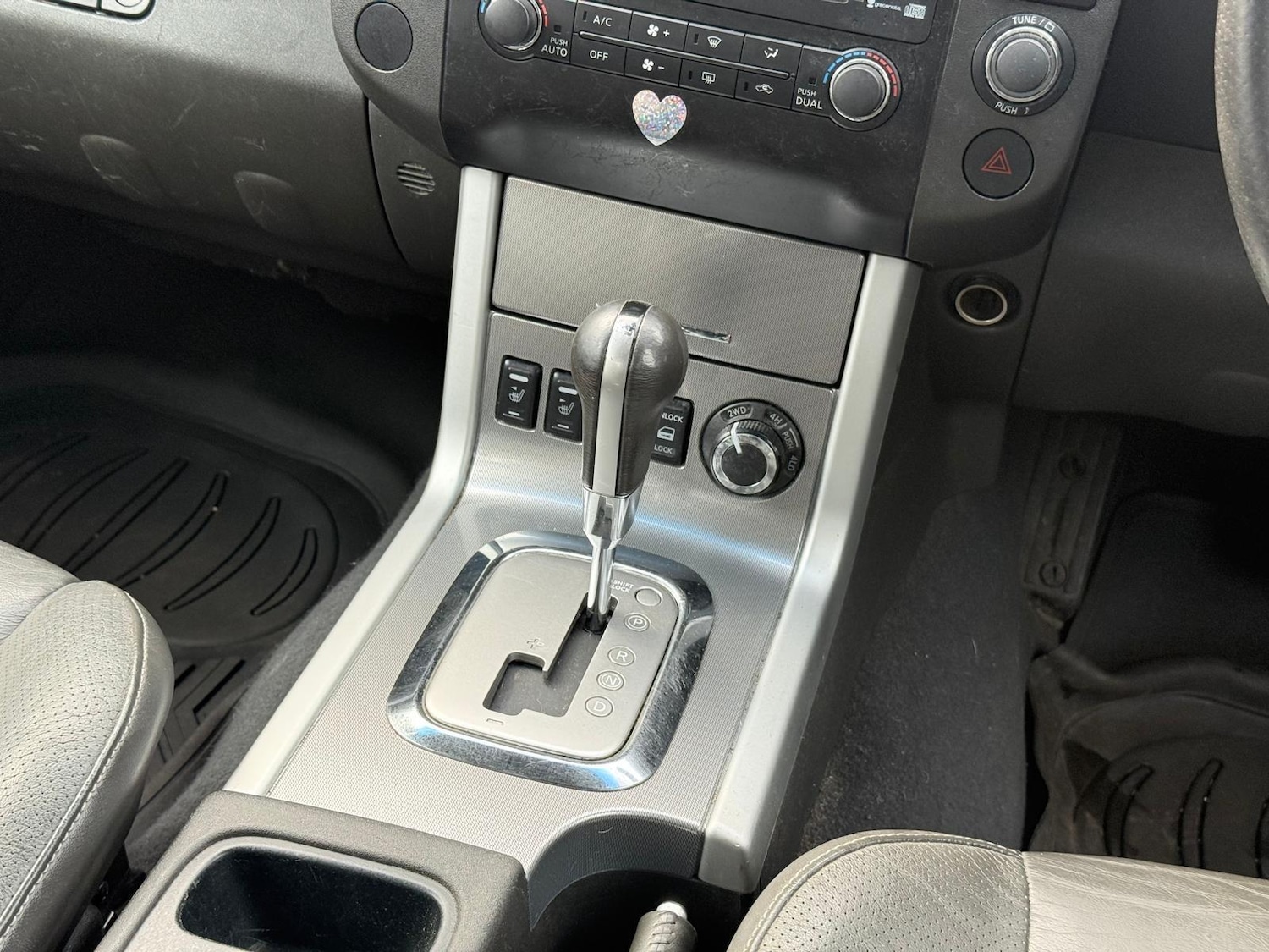 Used Nissan Navara 2012 for sale - 77695779: Photo 32