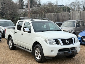 Used Nissan Navara 2012 for sale - 77695779: Photo