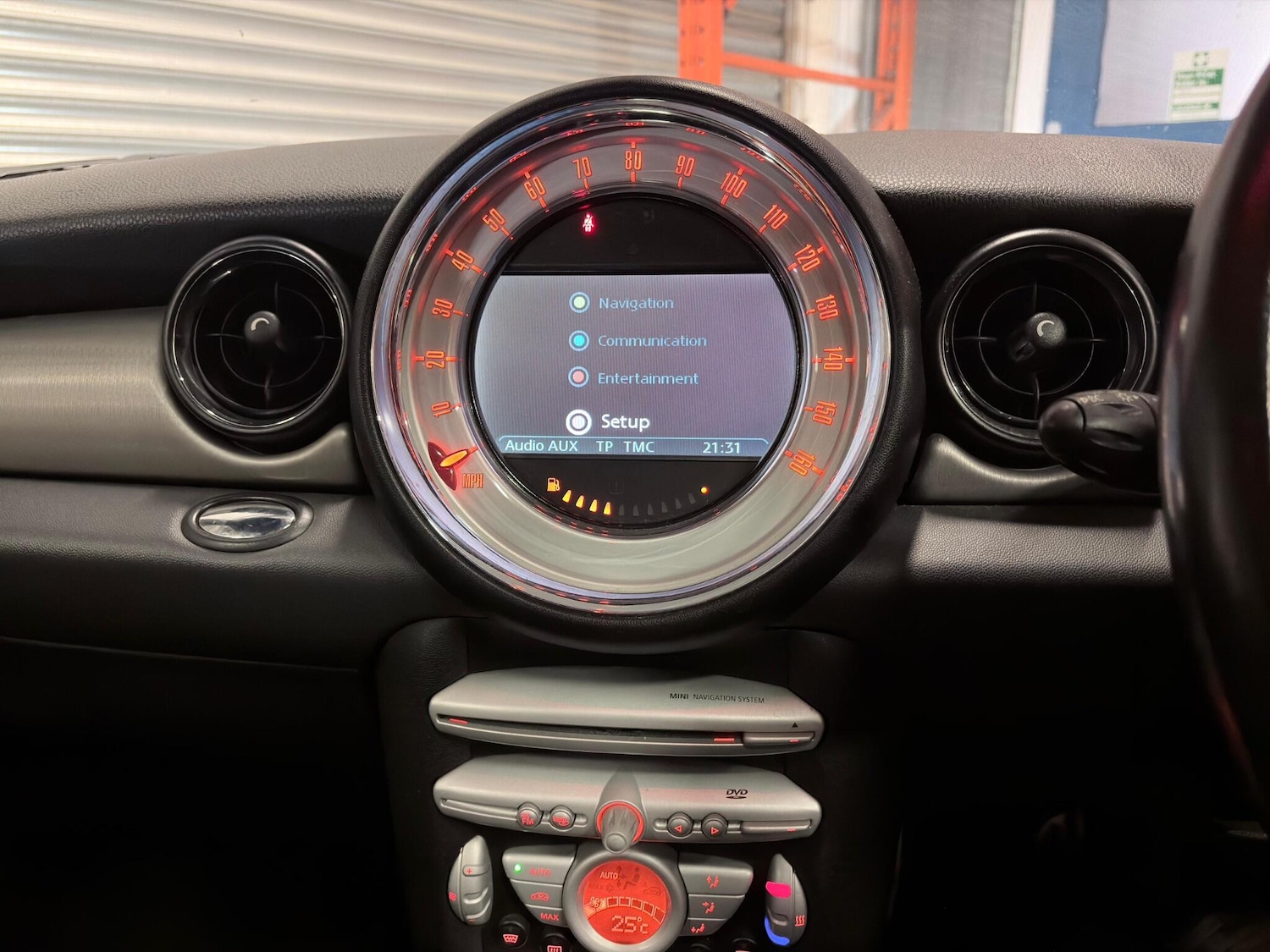 Used MINI Hatch 2009 for sale - 77237966: Photo 32