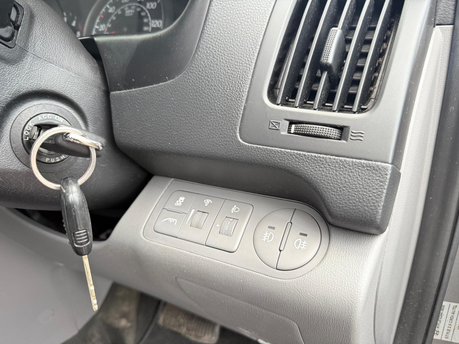 Used Hyundai i800 2012 for sale - 77156526: Photo 19