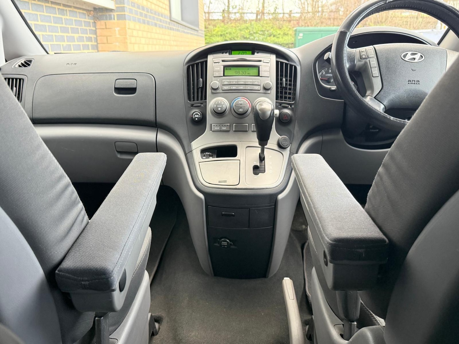 Used Hyundai i800 2012 for sale - 77156526: Photo 32