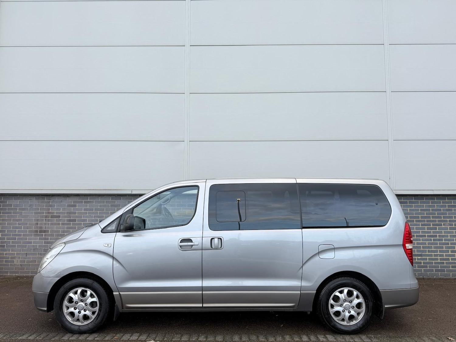 Used Hyundai i800 2012 for sale - 77156526: Photo 9